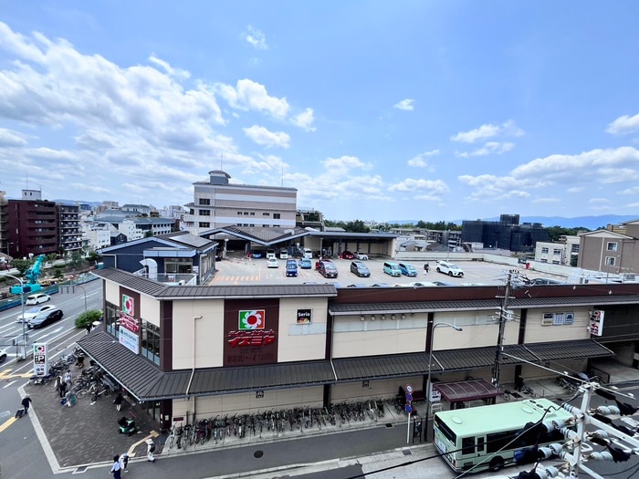 室内からの展望 メロディーハイム二条城(604)