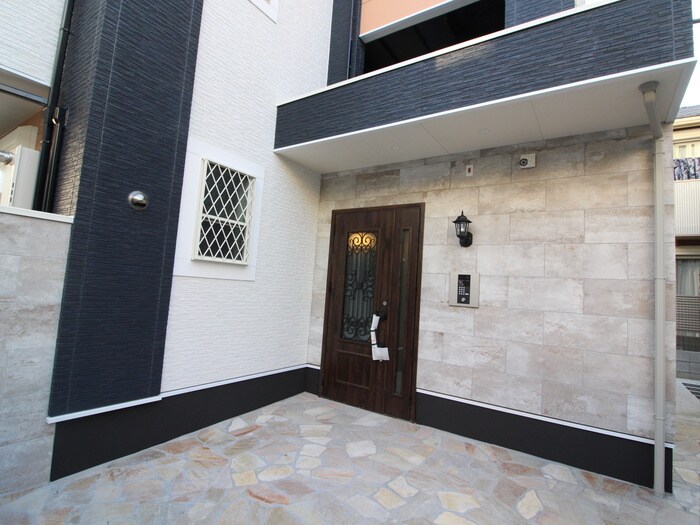 エントランス部分 Limoneしぎの