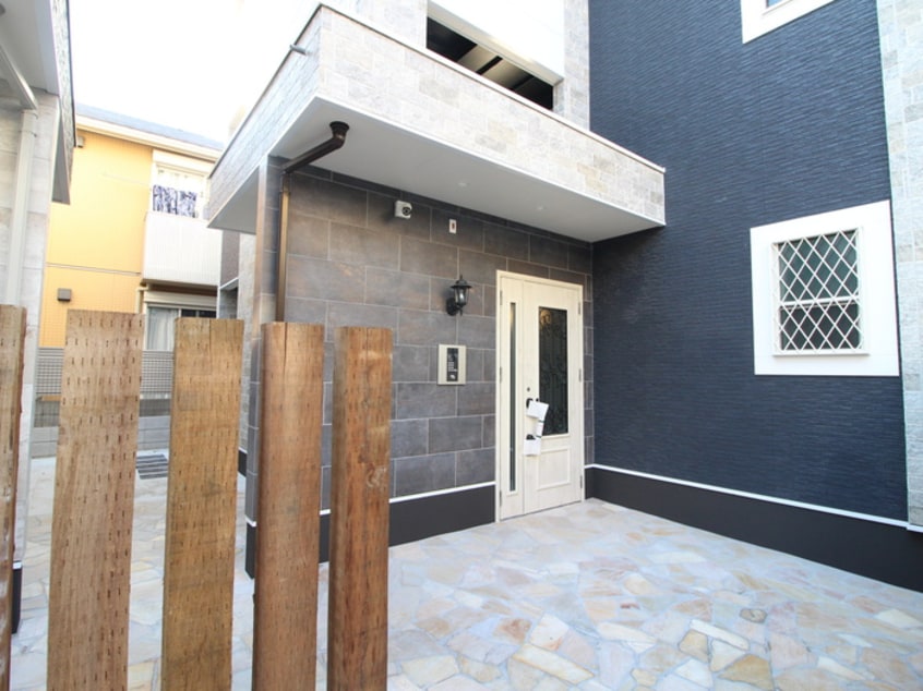 エントランス部分 Azulしぎの