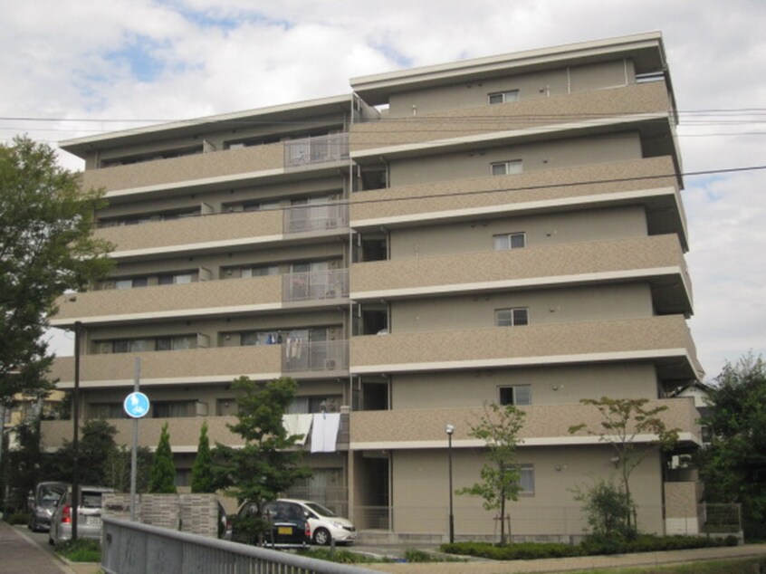 外観写真 メイプルコ－ト宝塚