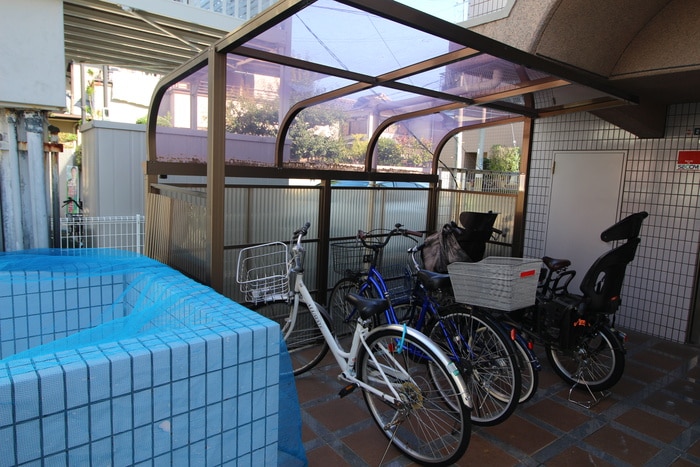 駐輪場 プリティハウス