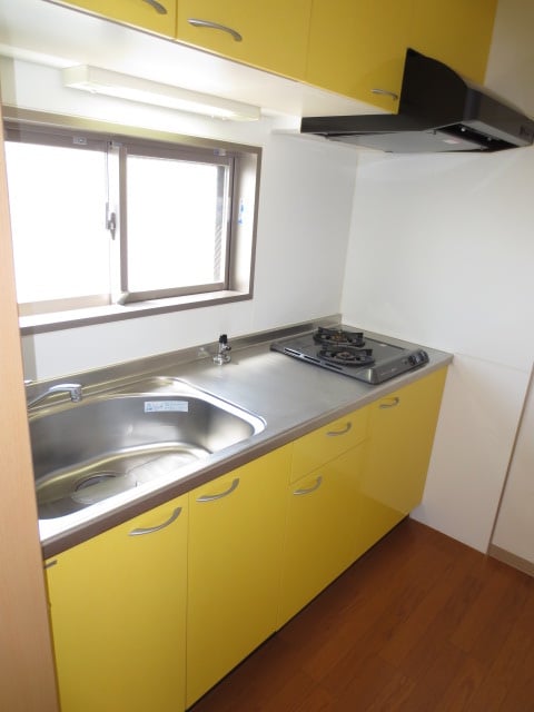 キッチン ＴＳＵＲＵＧＩ