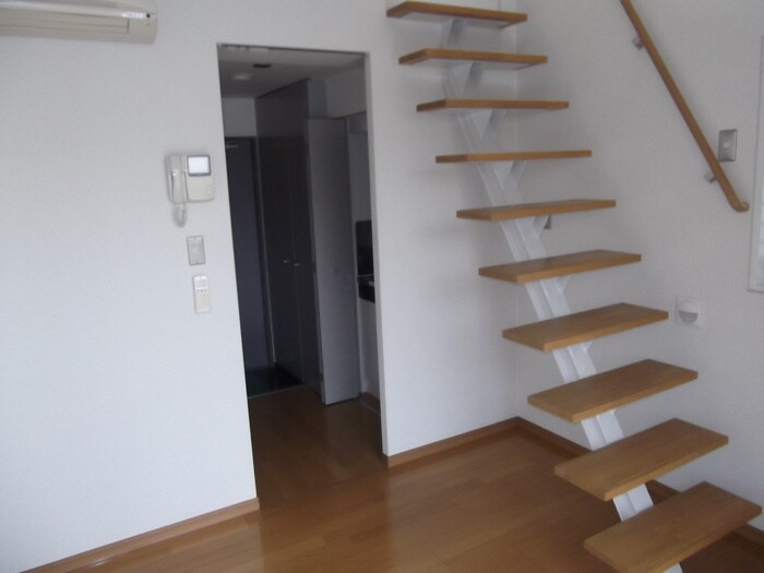 居室 オ－クグランド