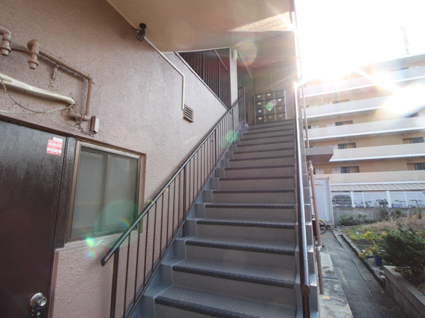 エントランス部分 毛利マンション