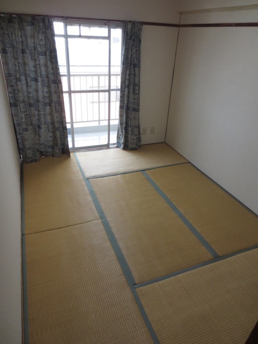 居室 毛利マンション