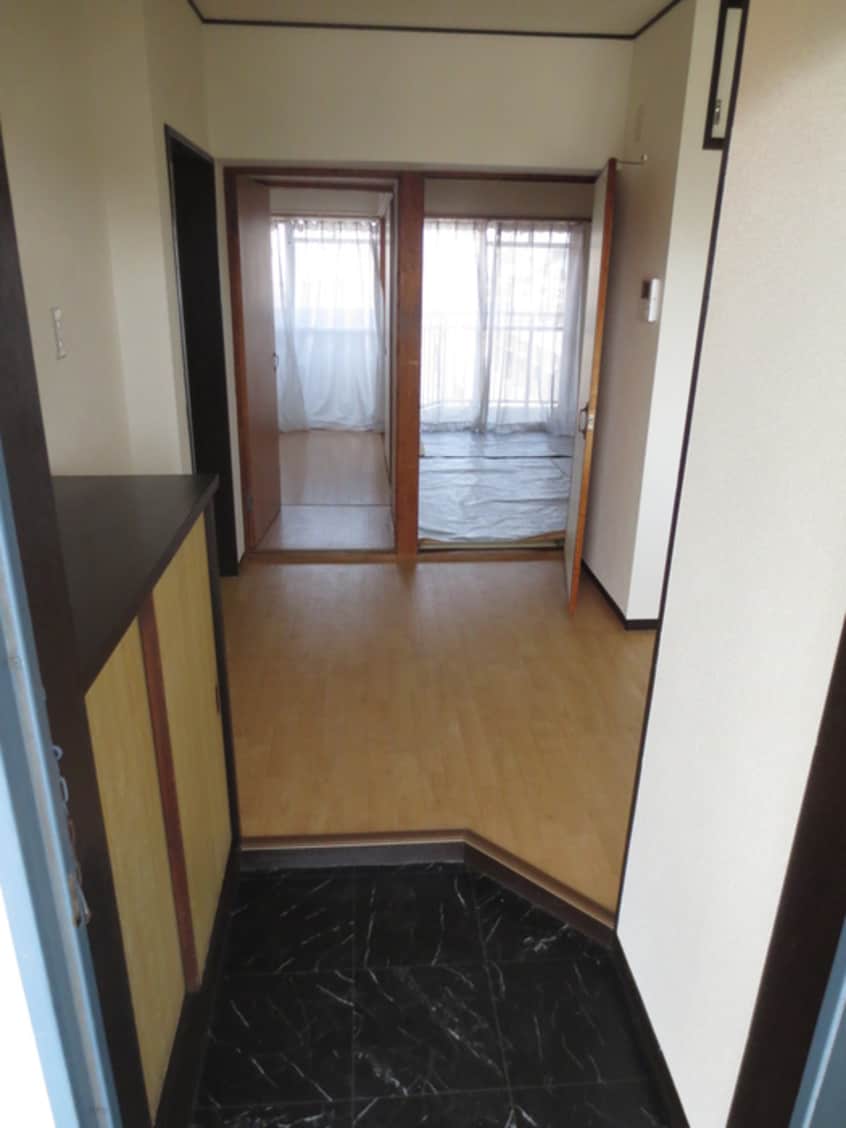 玄関 毛利マンション