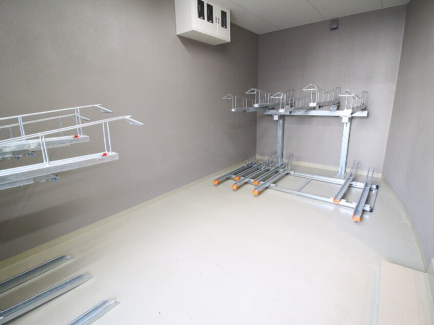 駐輪場 サニークレスト上町