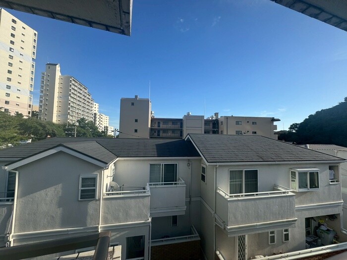 室内からの展望 神戸六甲ヒルズ