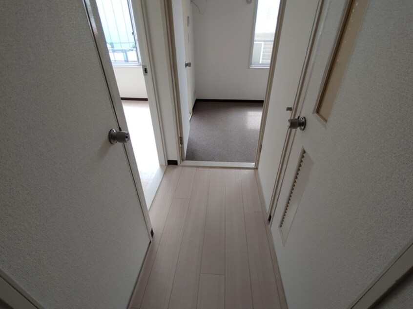 廊下 光栄ﾊｲﾂ江坂