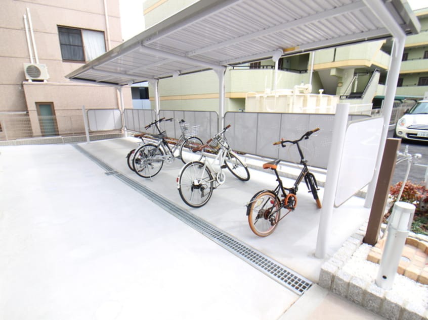 駐輪場 Ｇｒｉｓａｉｌｌｅ