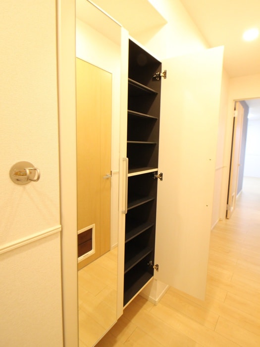 靴箱 Ｇｒｉｓａｉｌｌｅ