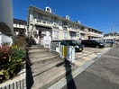 エントランス部分 リヴェ－ルメゾン