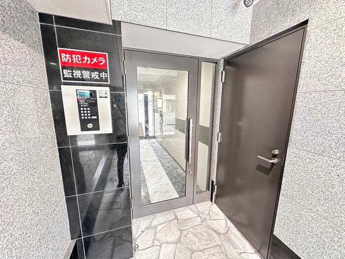 エントランス部分 ブリエ五条大宮