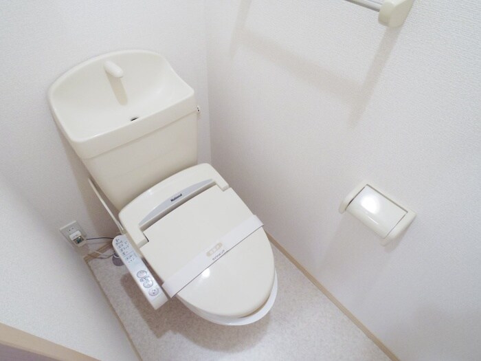 トイレ グランシャリオ（城陽市）