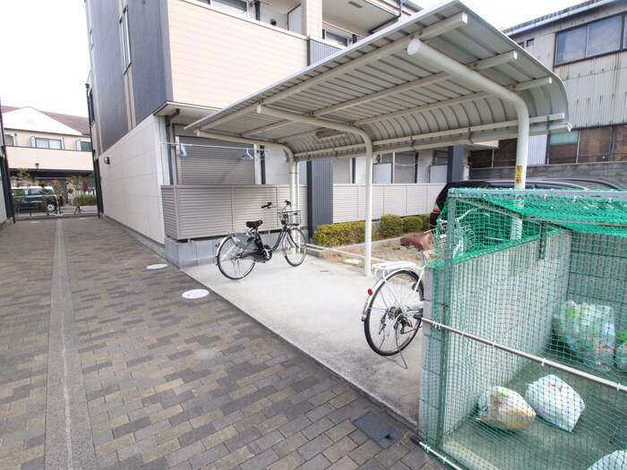 駐輪場 フジパレス堺老松町Ⅲ番館