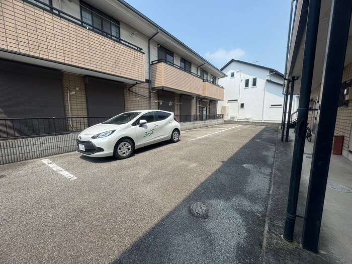 駐車場 ｾﾗｳﾞｨB棟