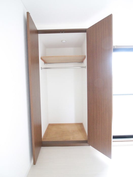 収納 ﾗｳﾞｨｽﾀ弥生