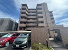 アルフォルス・エムの外観