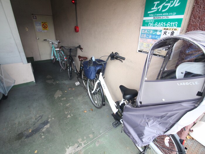 駐輪場 栄コーポ