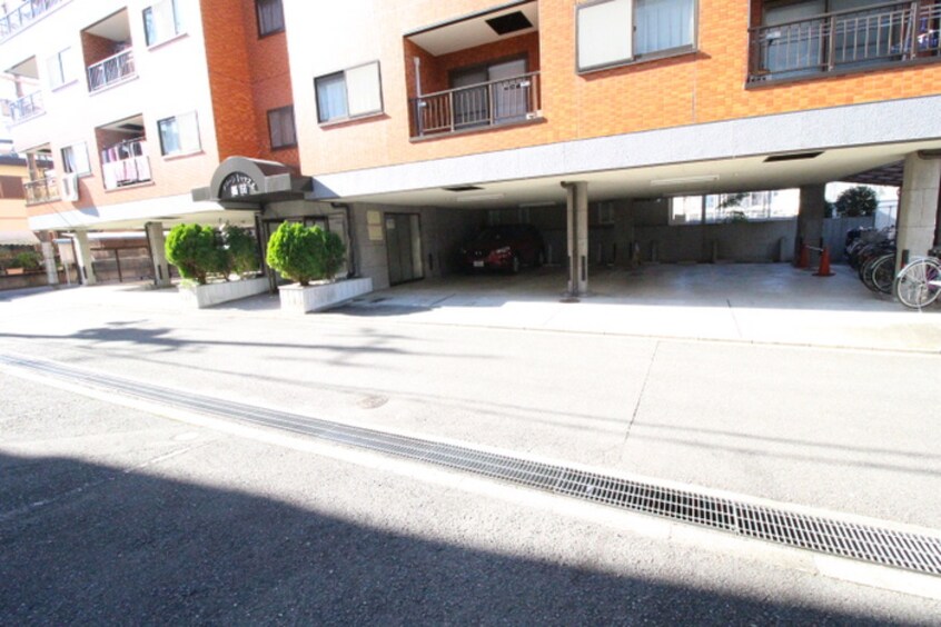 駐車場 グリ－ンキャッスル稲田