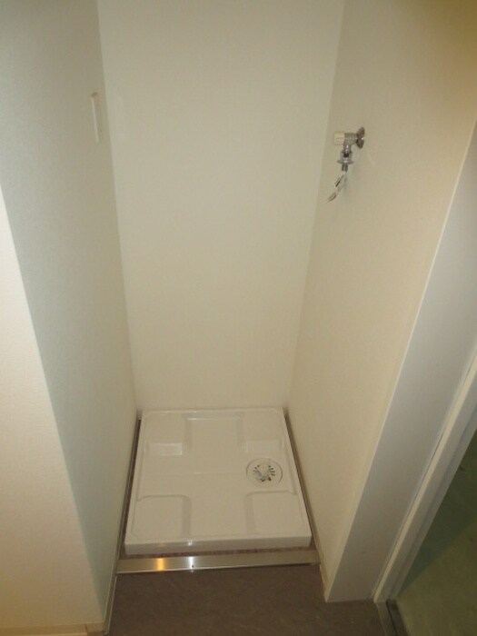 洗濯機置場 ウイングコート船場