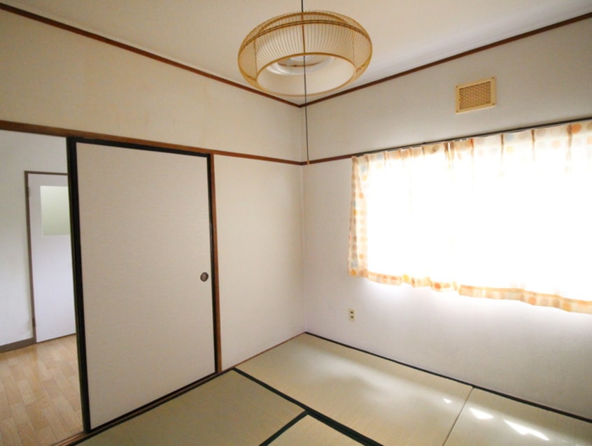 居室 岡山ハイツ