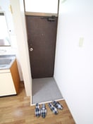 玄関 秦ハイツ