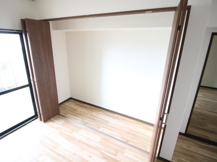 収納 清川ビル