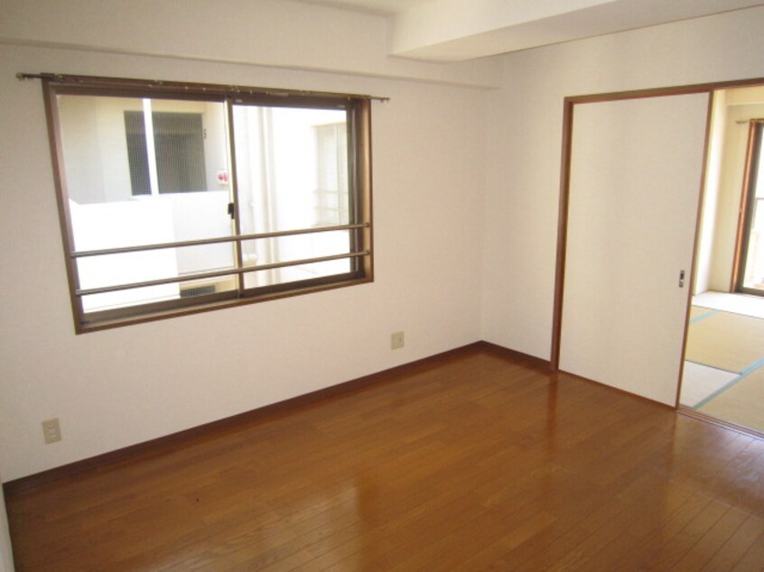 居室 パ－ルハイツ三輪