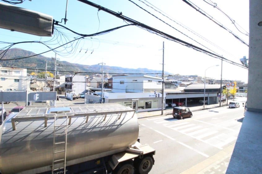 室内からの展望 インサイトルポ山科小野