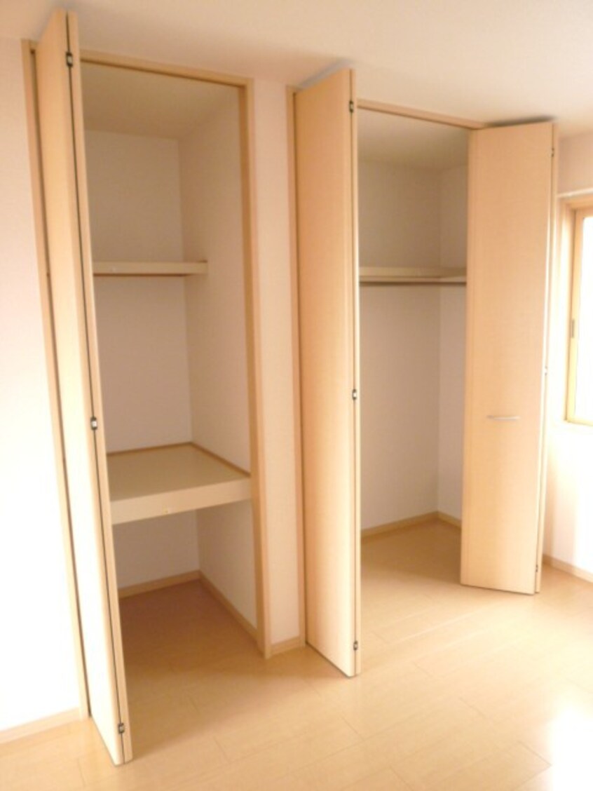 収納 パストラル西向日