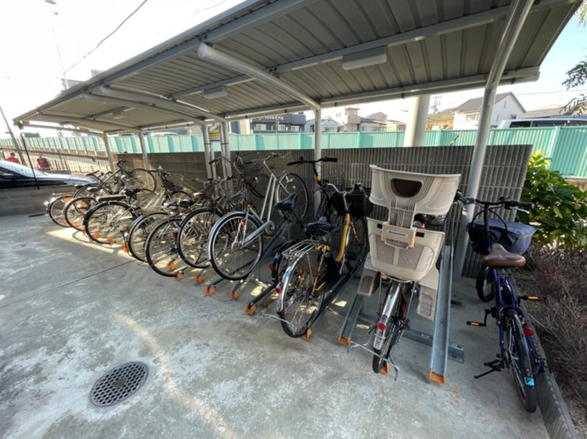 駐輪場 ﾌｧｰｽﾄﾌｨｵｰﾚ京都西京極(403)