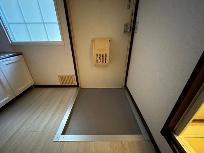 玄関 サンシティフジト