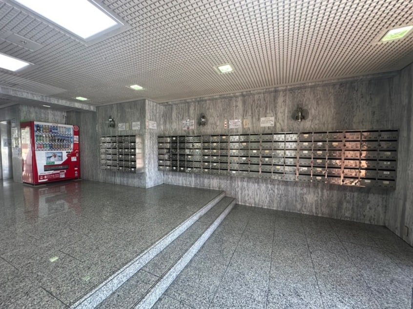 エントランス部分 正雀グランドハイツ北