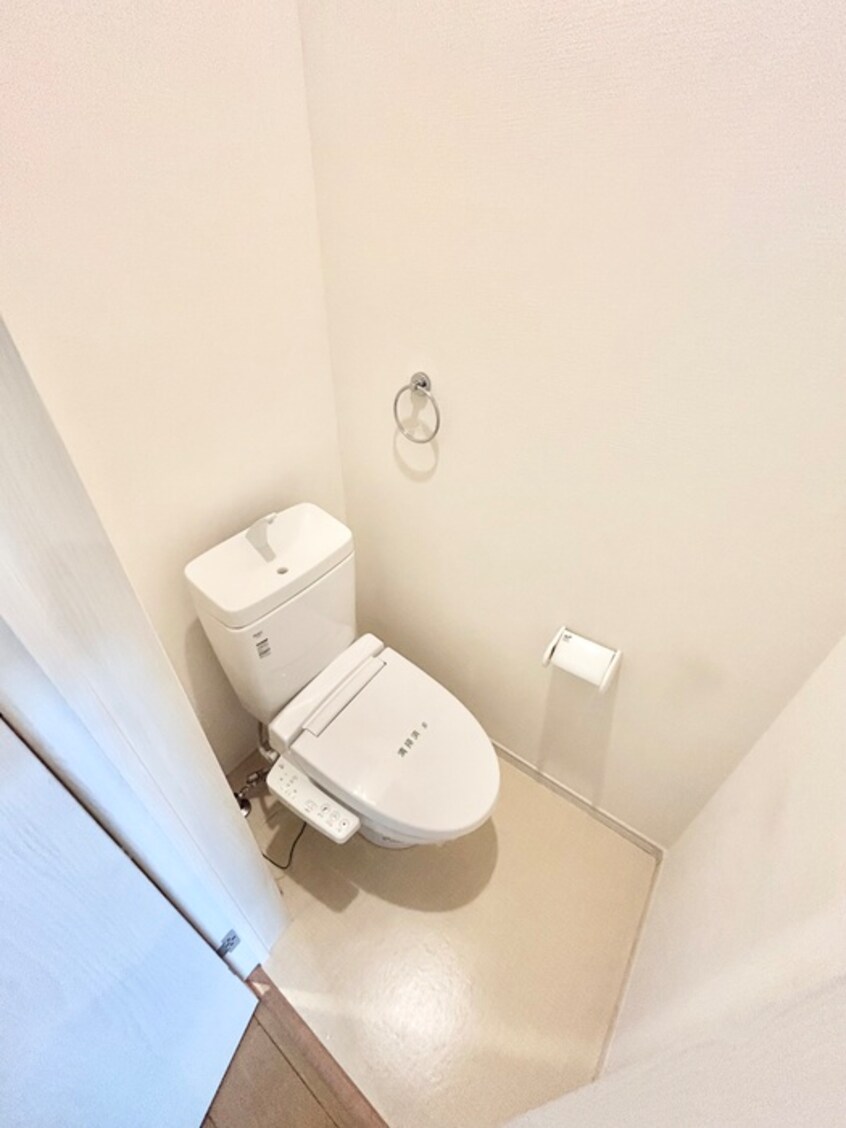 トイレ アーデルⅡ