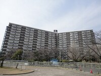 千里桃山台団地A1号棟(114)