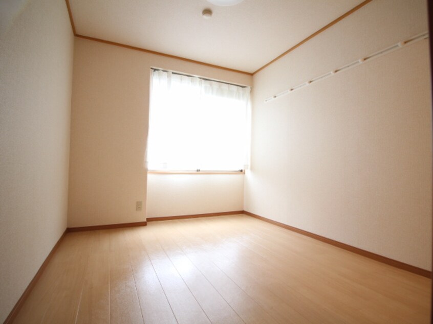 居室 若草ハイツ
