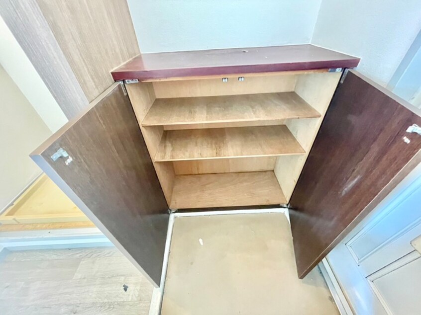 靴箱 王塚公園ハイツ