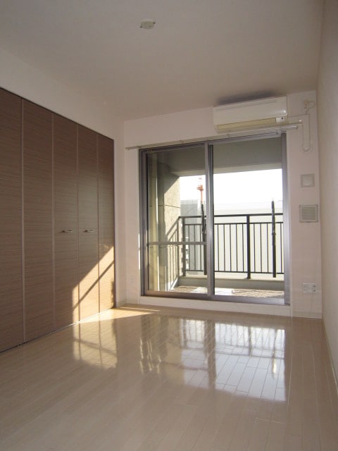 居室 レジディア心斎橋ウエスト