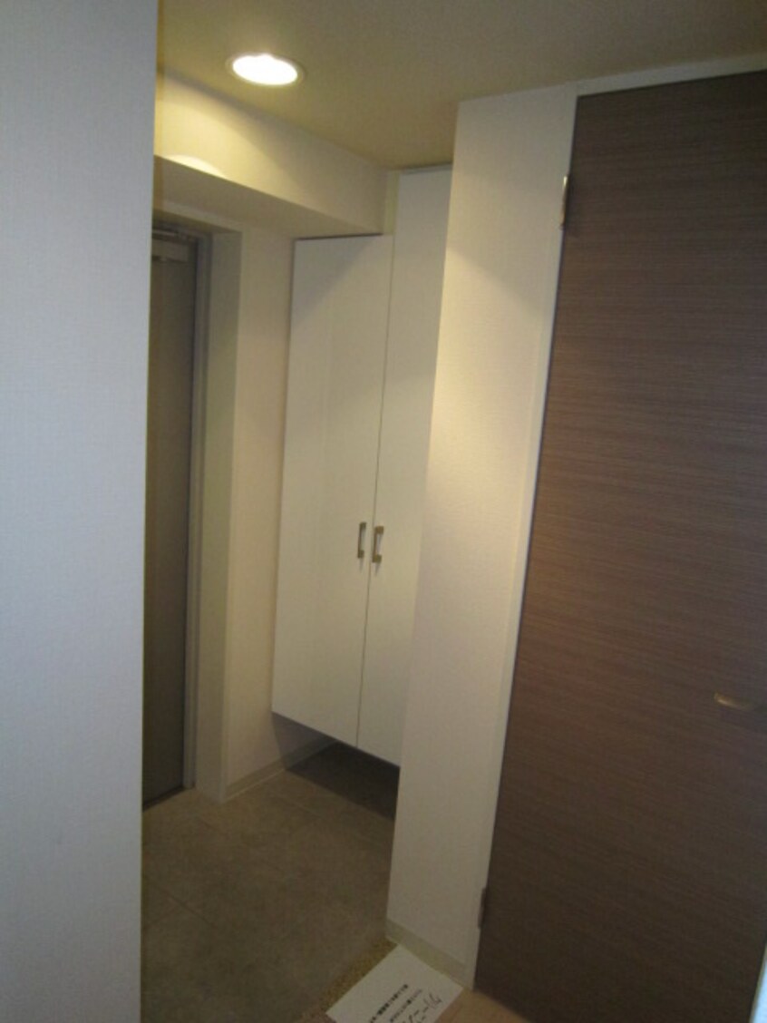 玄関 レジディア心斎橋ウエスト