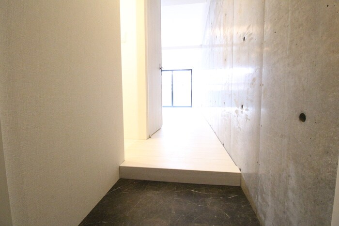 玄関 アクアスイート南森町