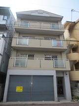 Ｂ・Ｂフラッツ