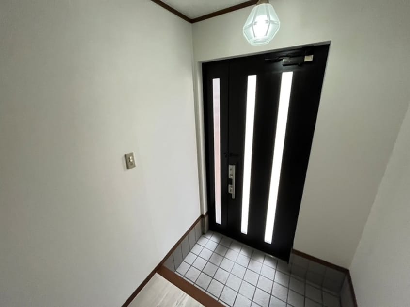 玄関 広野町小根尾貸家