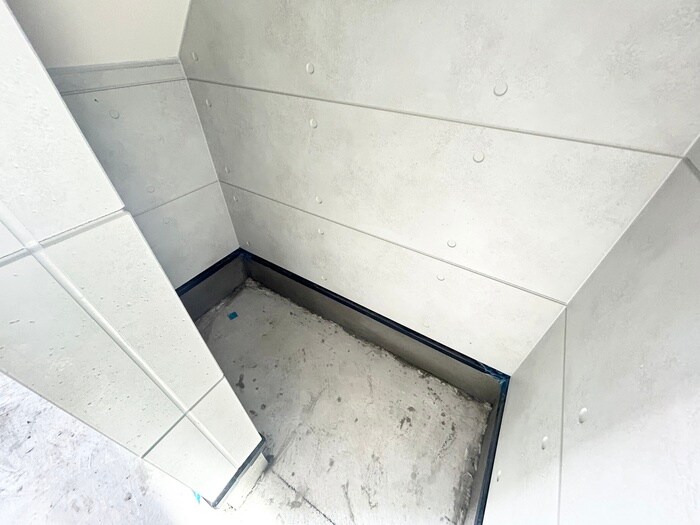 建築中 East Garage Place