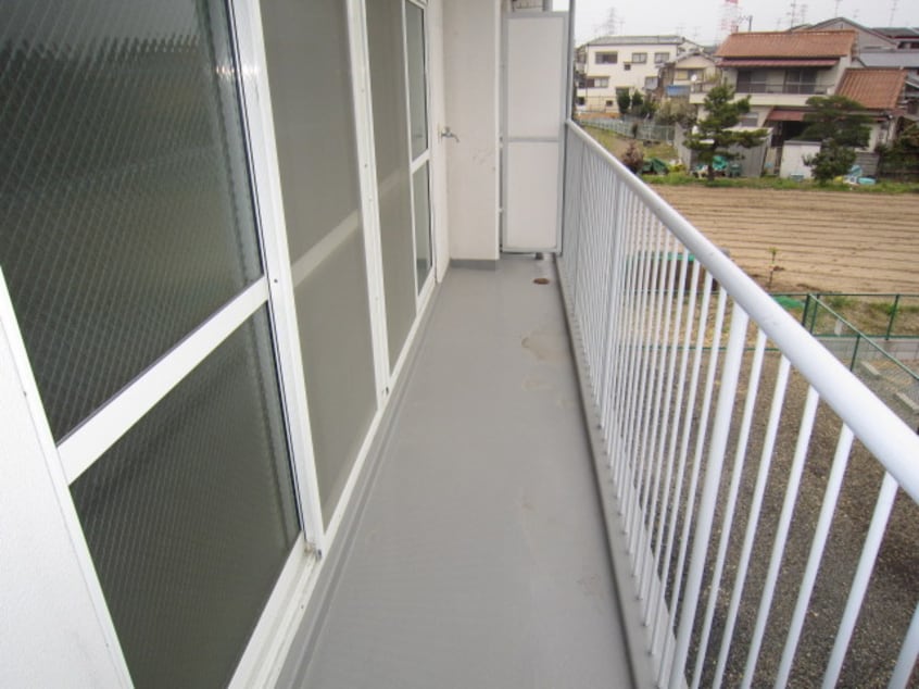 ベランダ・バルコニー 梁守マンション