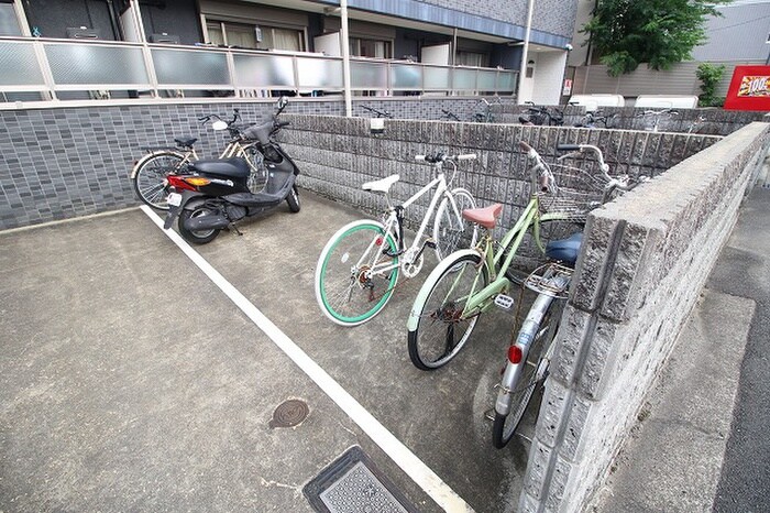 駐輪場 フラッティ壬生坊城