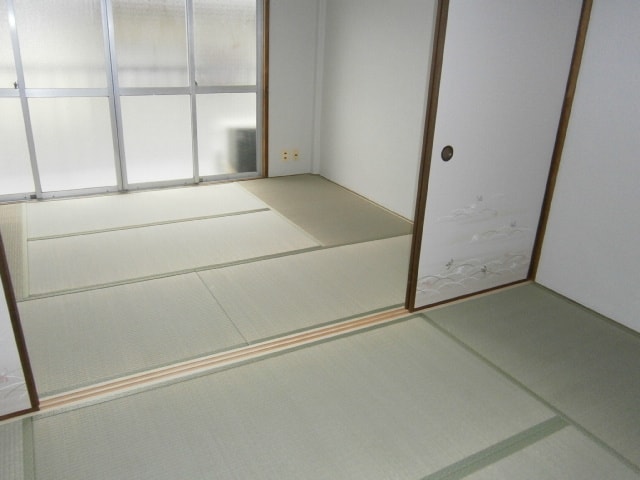 居室 元町マンション