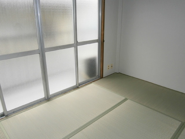 居室 元町マンション