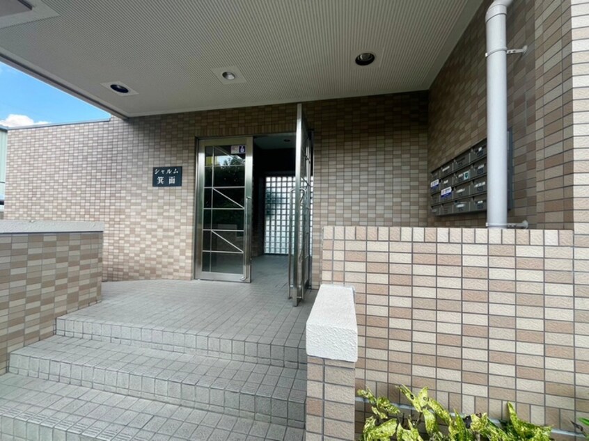 エントランス部分 シャルム箕面