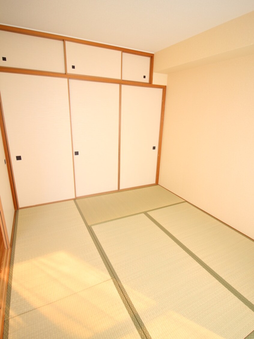 居室 シャルム箕面